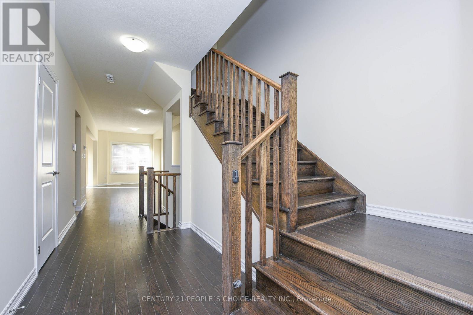 18 Cohoe Street, Brampton, Ontario  L7A 4X8 - Photo 6 - W12566476