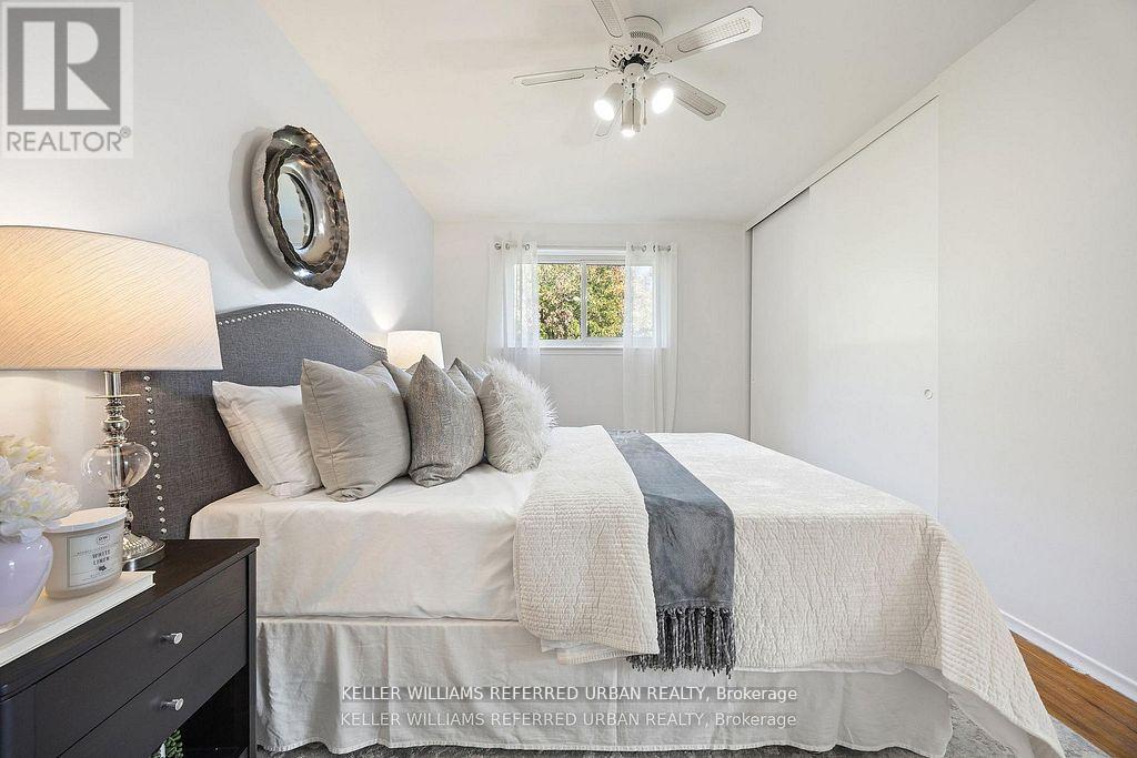 17 Madron Crescent, Toronto, Ontario  M3J 1H8 - Photo 21 - W12566486