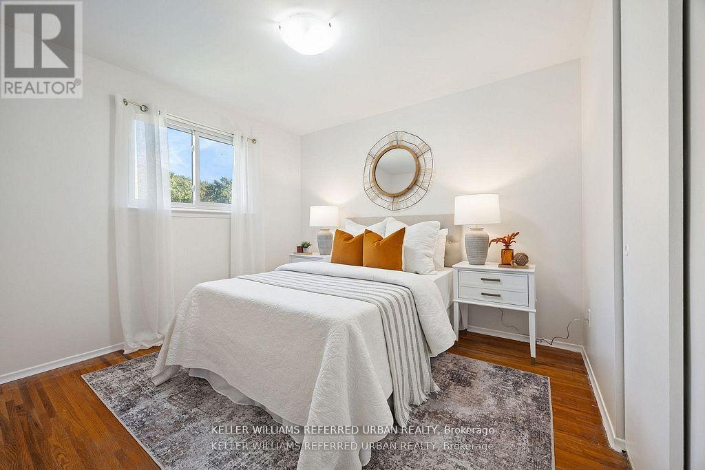 17 Madron Crescent, Toronto, Ontario  M3J 1H8 - Photo 24 - W12566486