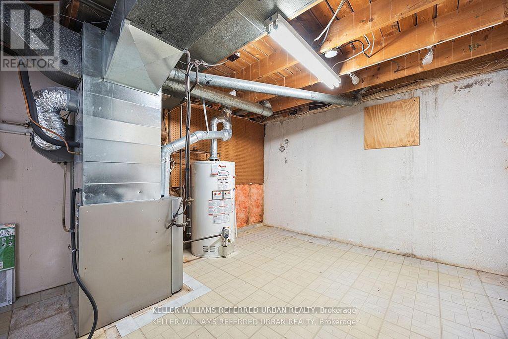 17 Madron Crescent, Toronto, Ontario  M3J 1H8 - Photo 32 - W12566486