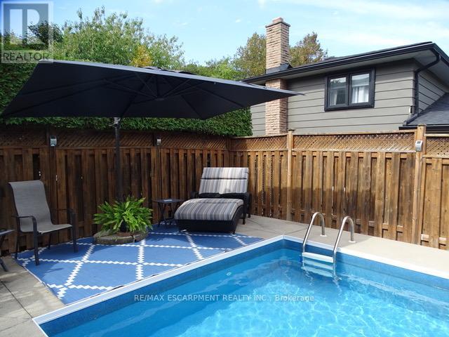 1255 Lakeview Drive, Oakville, Ontario  L6H 2M9 - Photo 44 - W12566554