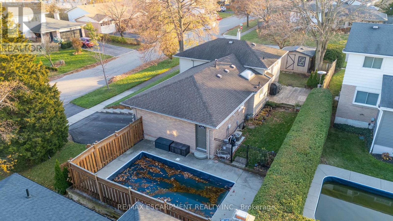 1255 Lakeview Drive, Oakville, Ontario  L6H 2M9 - Photo 48 - W12566554