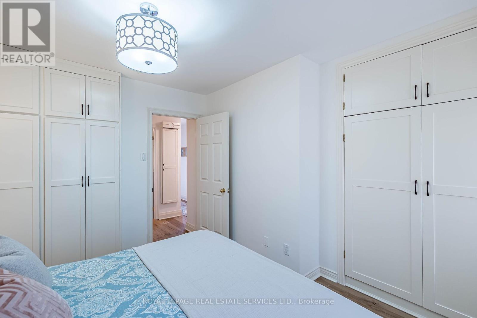 8 Seventh Street, Toronto, Ontario M8V 3B1 - Photo 20 - W12566596