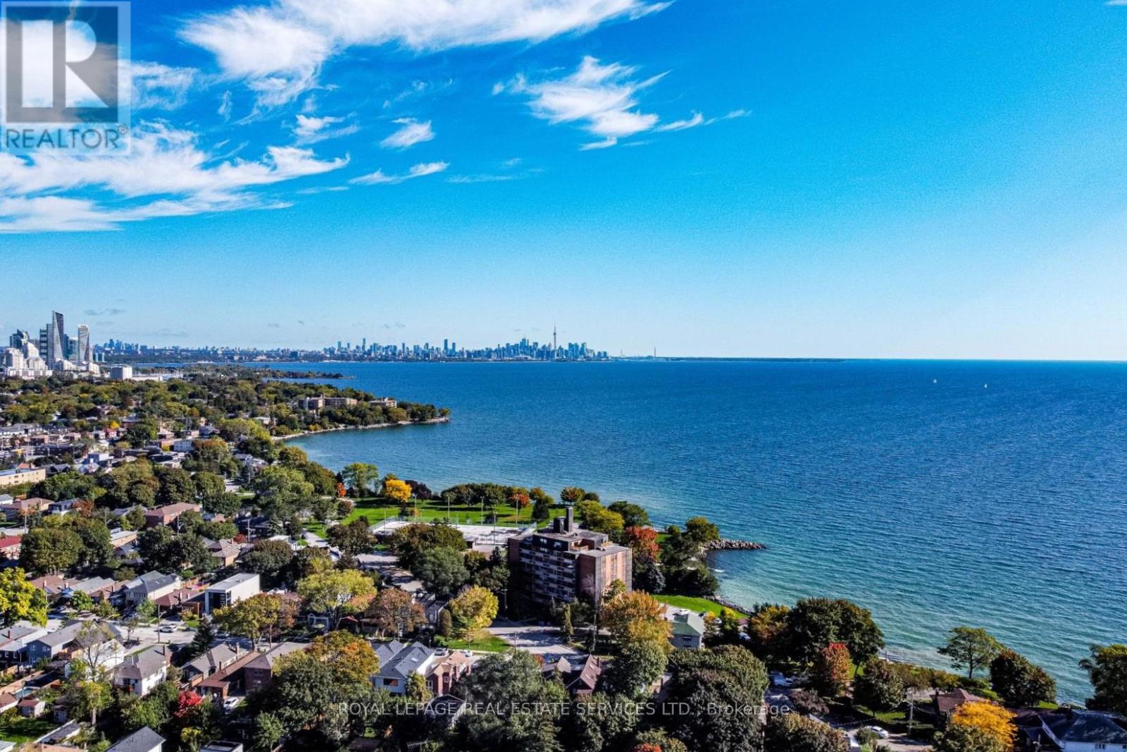 8 Seventh Street, Toronto, Ontario M8V 3B1 - Photo 3 - W12566596