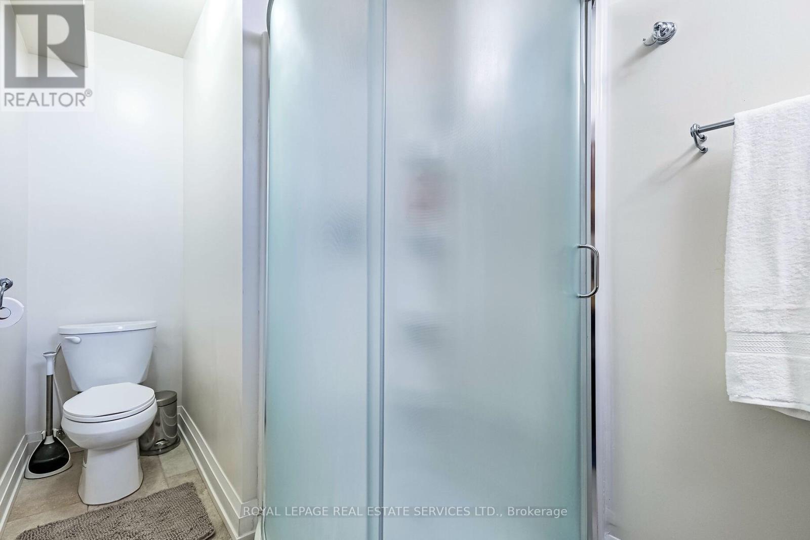 8 Seventh Street, Toronto, Ontario M8V 3B1 - Photo 36 - W12566596