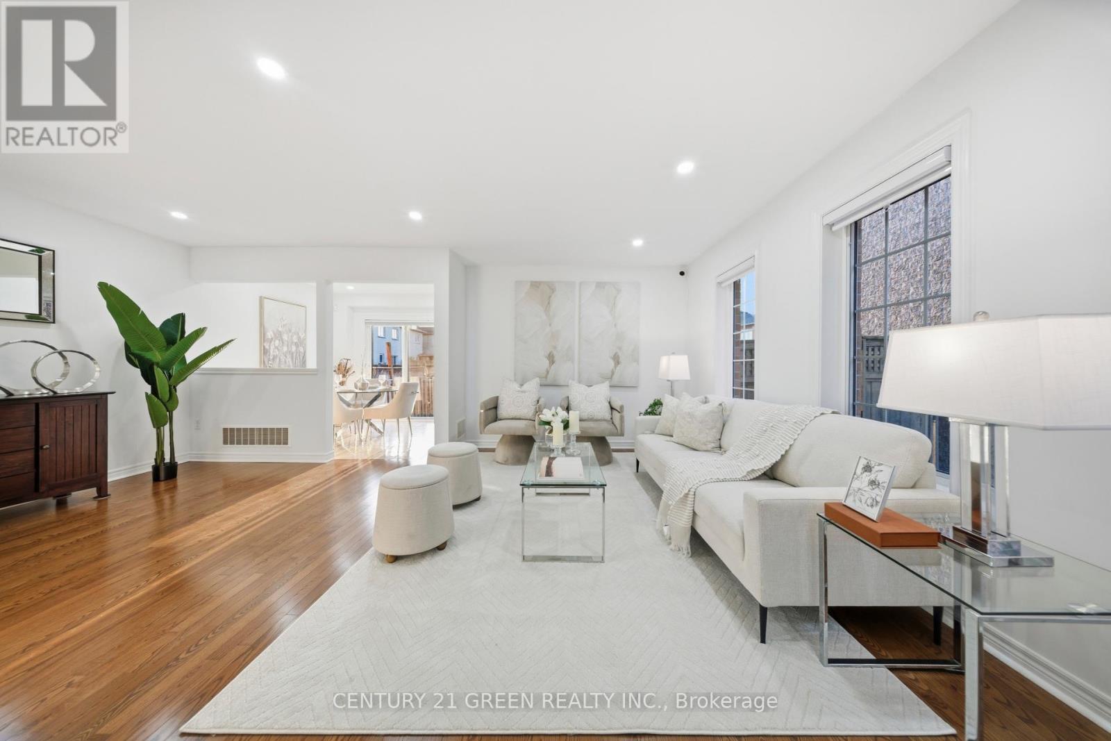 48 Brussels Avenue, Brampton, Ontario  L6Z 0A5 - Photo 10 - W12566606