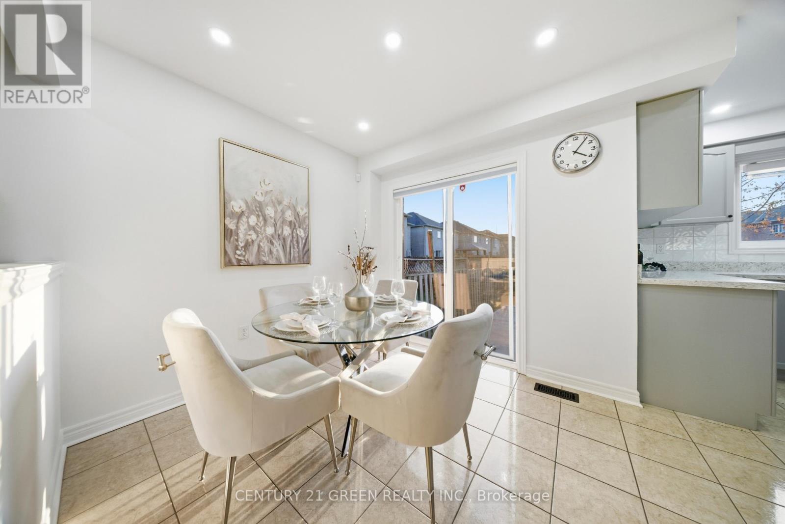 48 Brussels Avenue, Brampton, Ontario  L6Z 0A5 - Photo 14 - W12566606