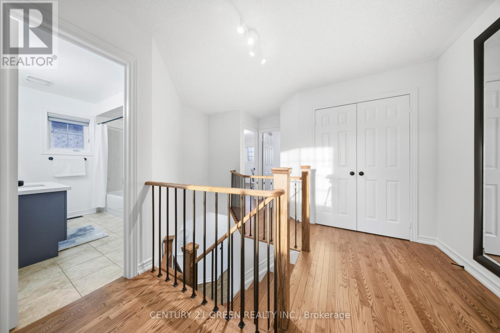 48 Brussels Avenue, Brampton, Ontario  L6Z 0A5 - Photo 21 - W12566606