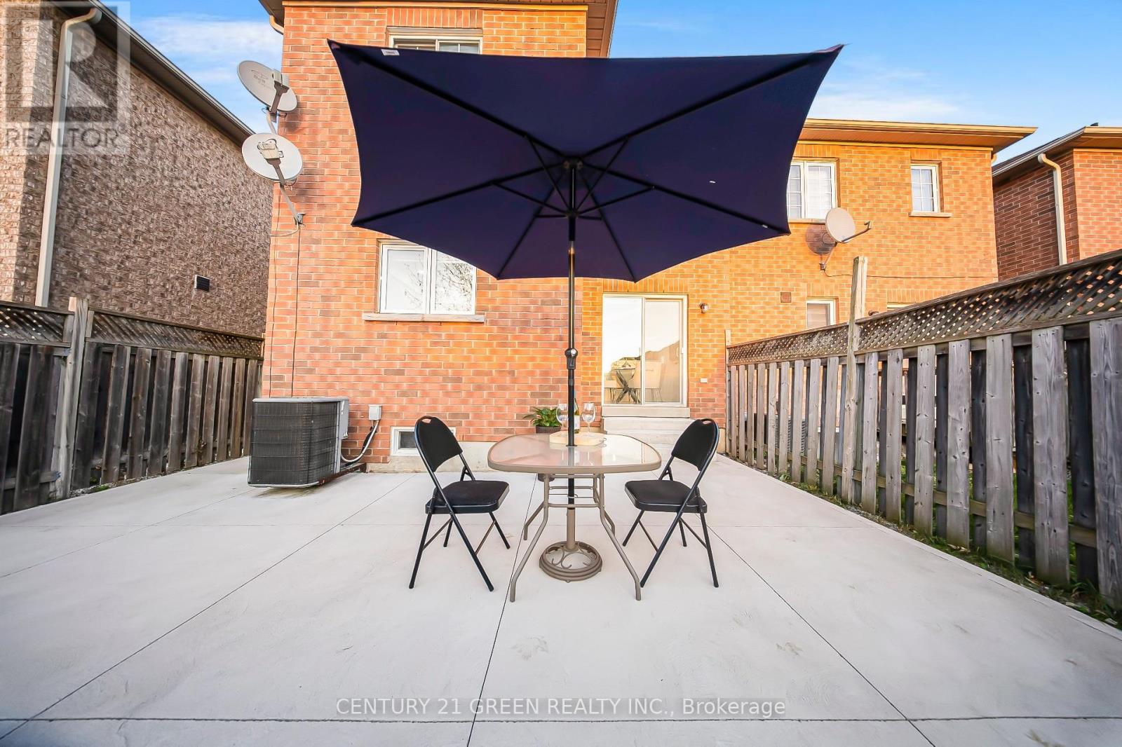 48 Brussels Avenue, Brampton, Ontario  L6Z 0A5 - Photo 31 - W12566606