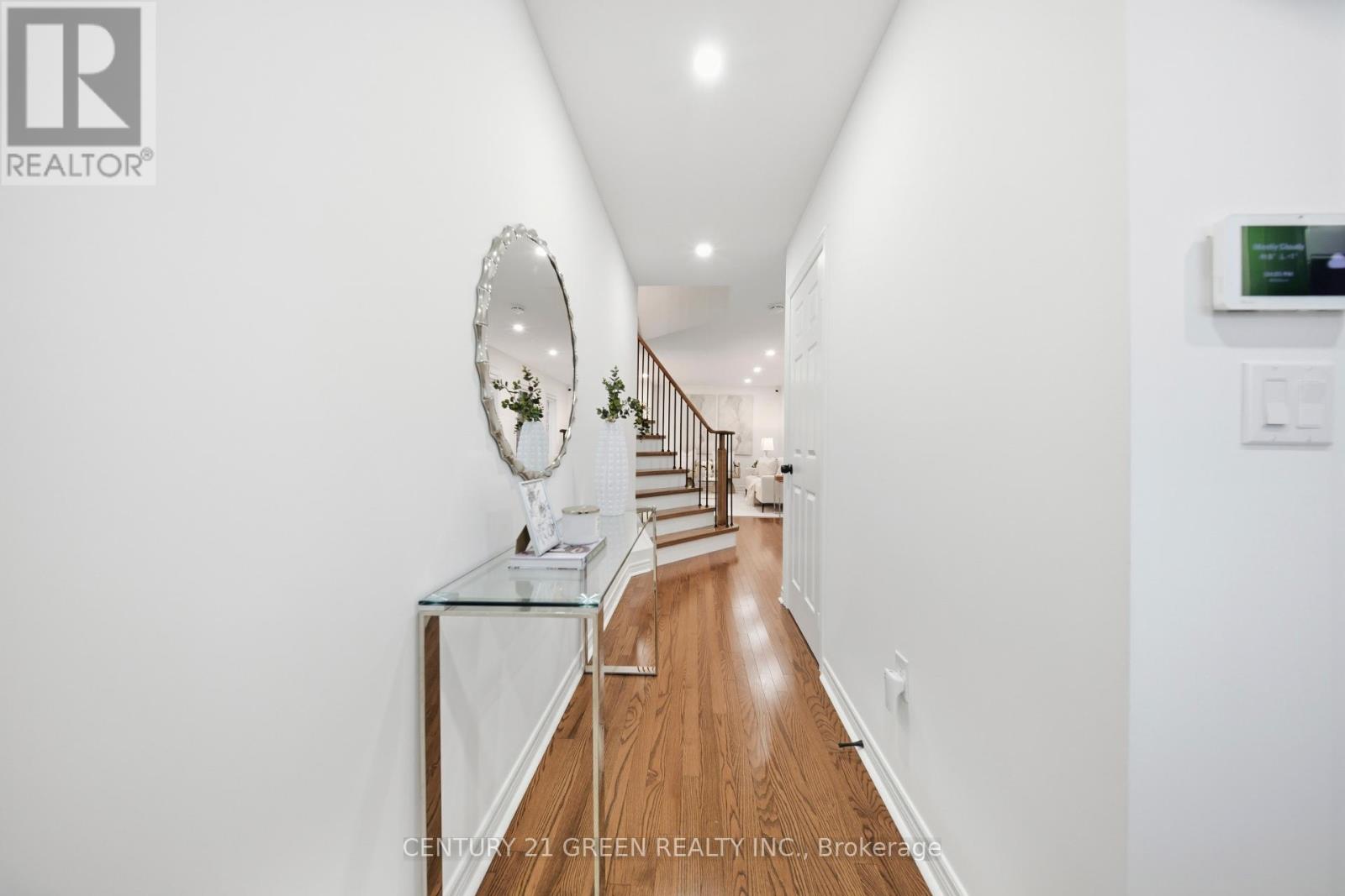 48 Brussels Avenue, Brampton, Ontario  L6Z 0A5 - Photo 7 - W12566606