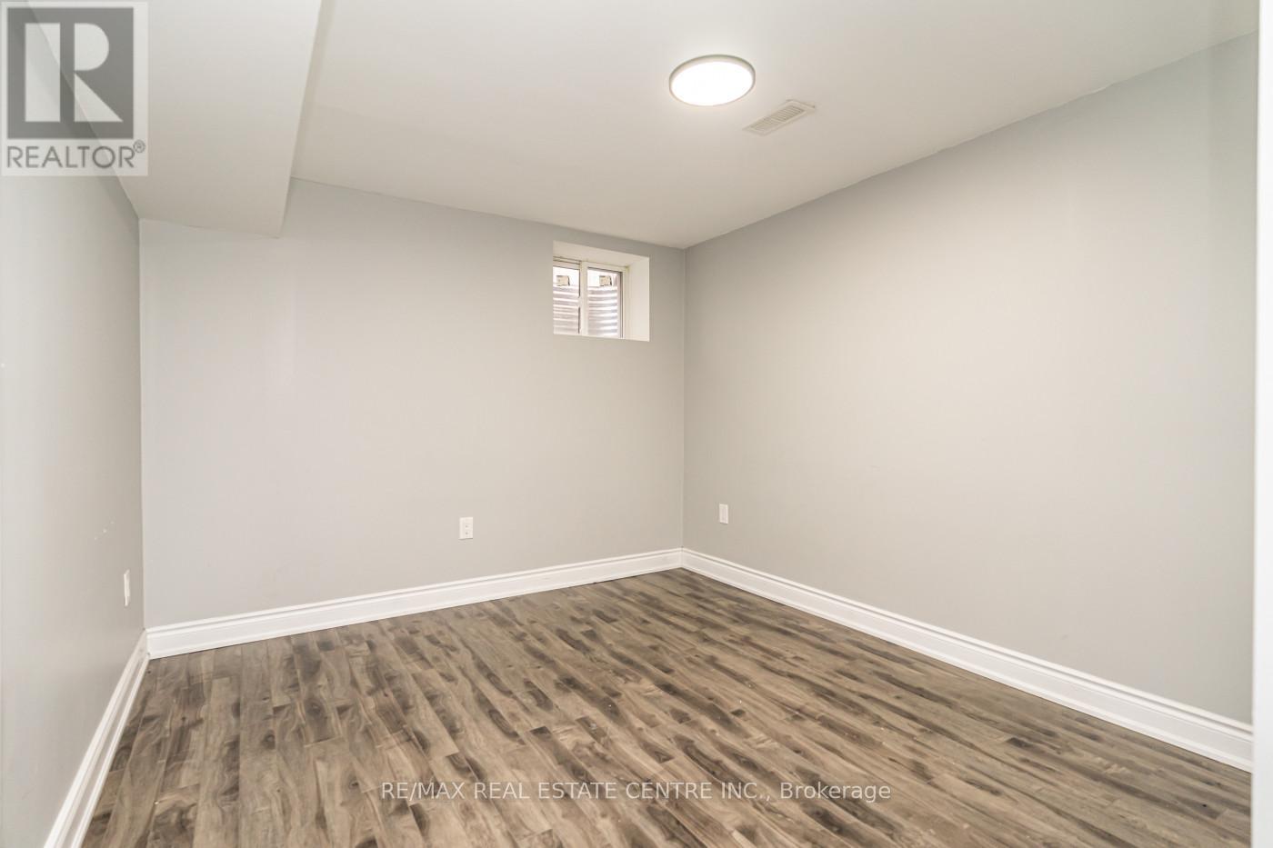 107 Crown Victoria Drive, Brampton, Ontario  L7A 3X9 - Photo 31 - W12566620