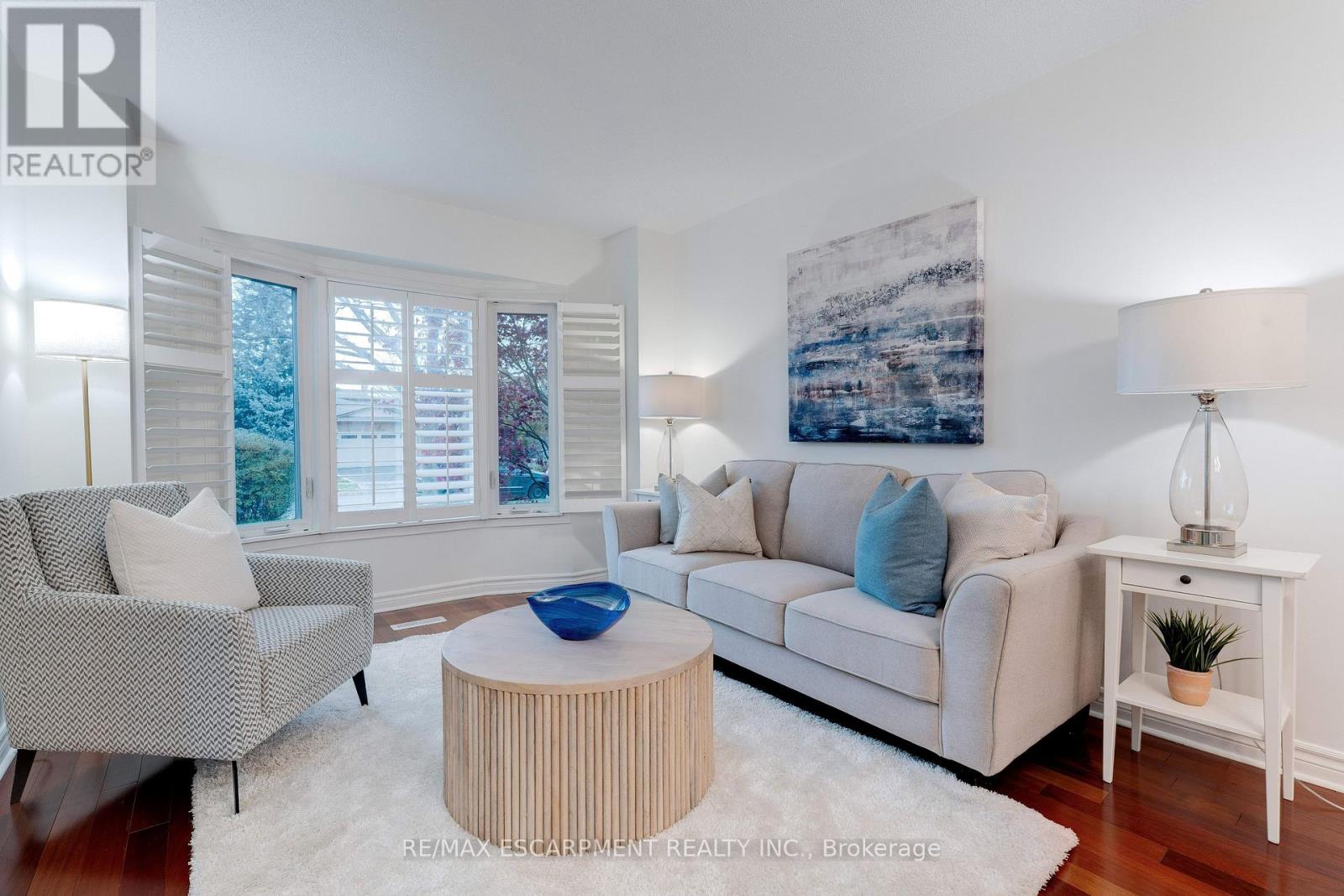 2197 Donald Road, Burlington, Ontario  L7M 3R8 - Photo 4 - W12566640