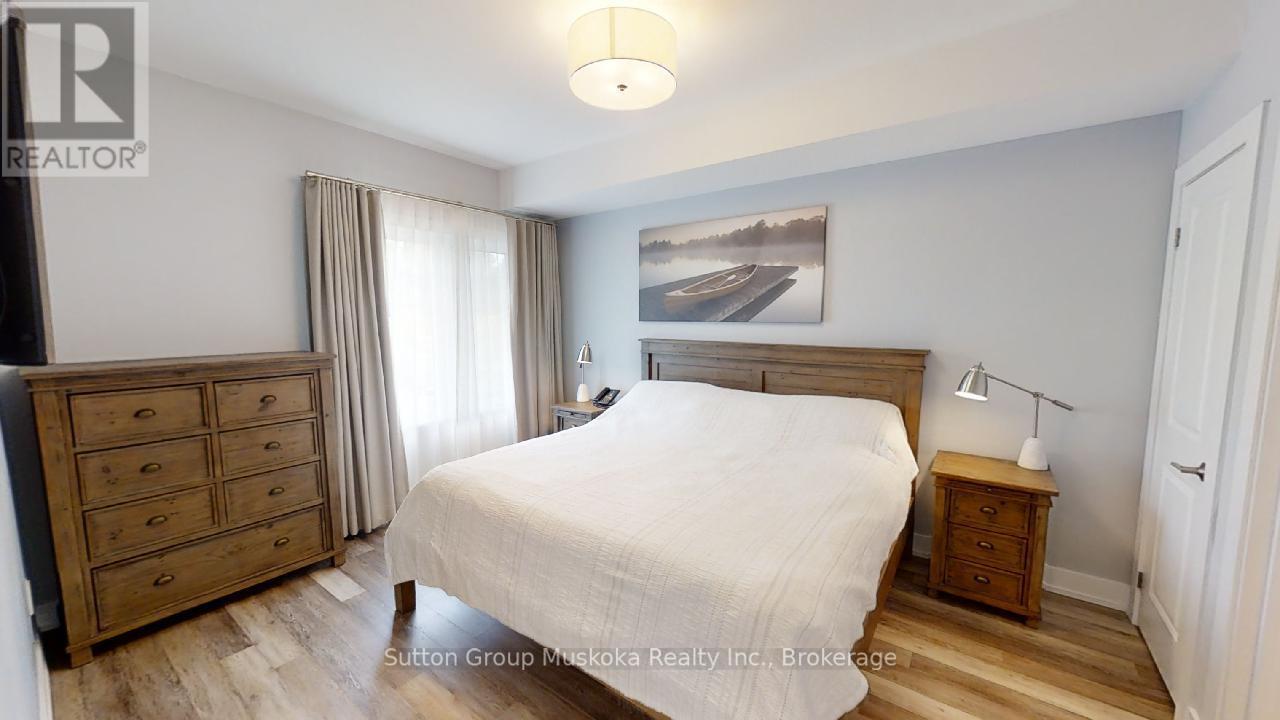 318 - 25 Pen Lake Point Road, Huntsville, Ontario P1H 2E8 - Photo 11 - X12566740