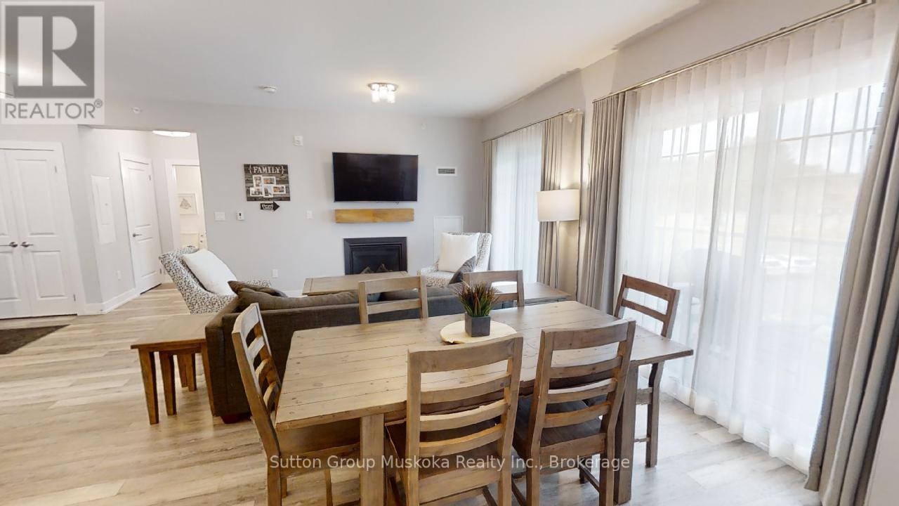 318 - 25 Pen Lake Point Road, Huntsville, Ontario P1H 2E8 - Photo 8 - X12566740