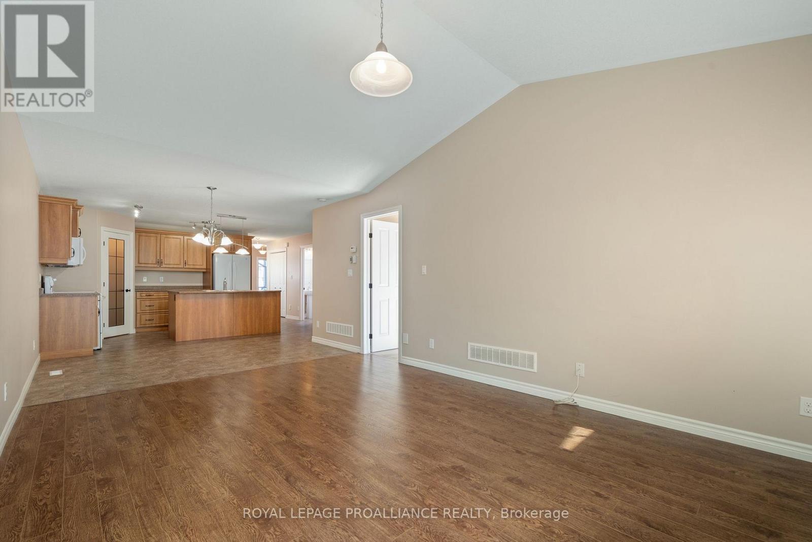 22 Chinook Street, Belleville, Ontario  K8P 0C4 - Photo 20 - X12566684