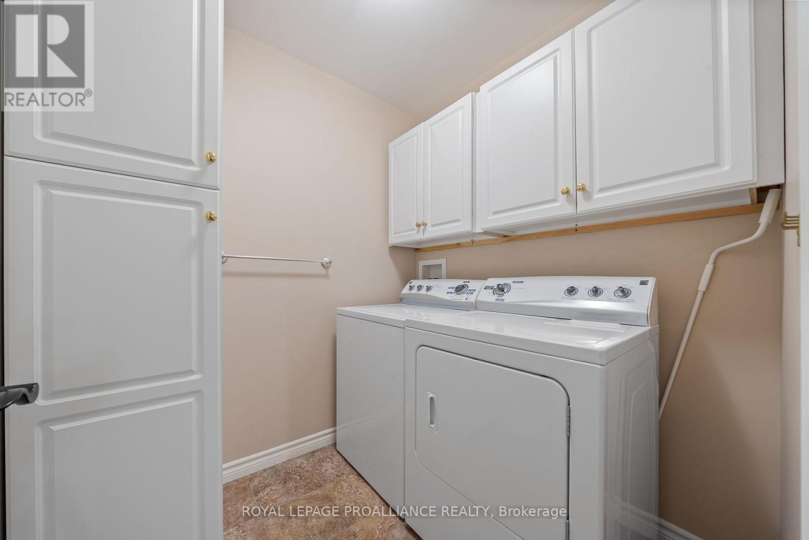 22 Chinook Street, Belleville, Ontario  K8P 0C4 - Photo 25 - X12566684