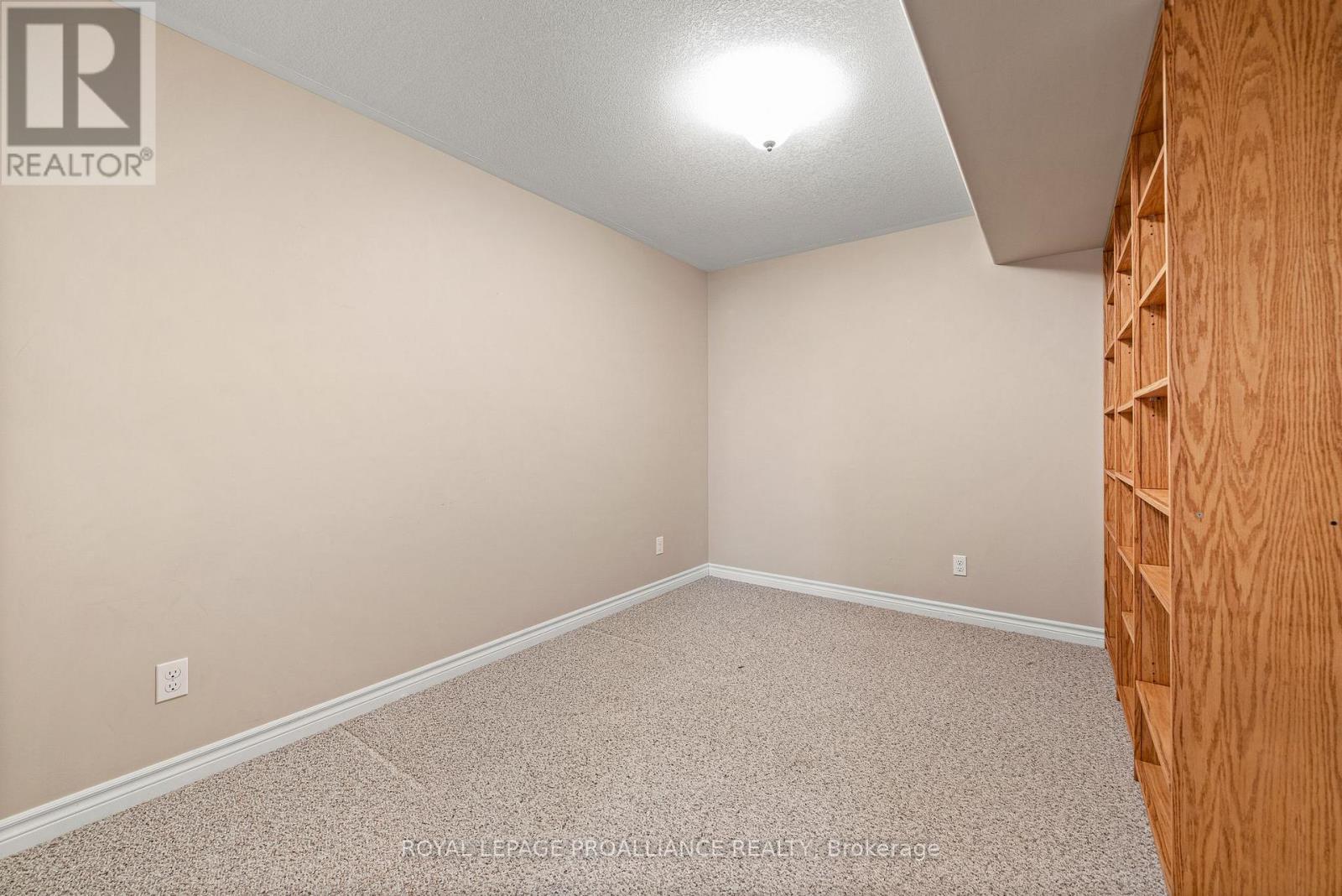 22 Chinook Street, Belleville, Ontario  K8P 0C4 - Photo 33 - X12566684