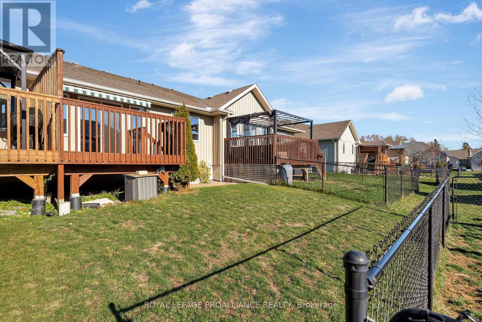 22 Chinook Street, Belleville, Ontario  K8P 0C4 - Photo 41 - X12566684