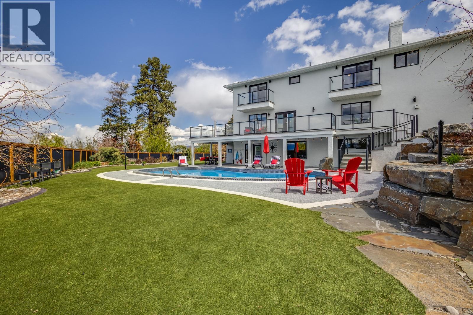 4812 Lakeshore Place, Kelowna, British Columbia  V1W 4H6 - Photo 65 - 10369769