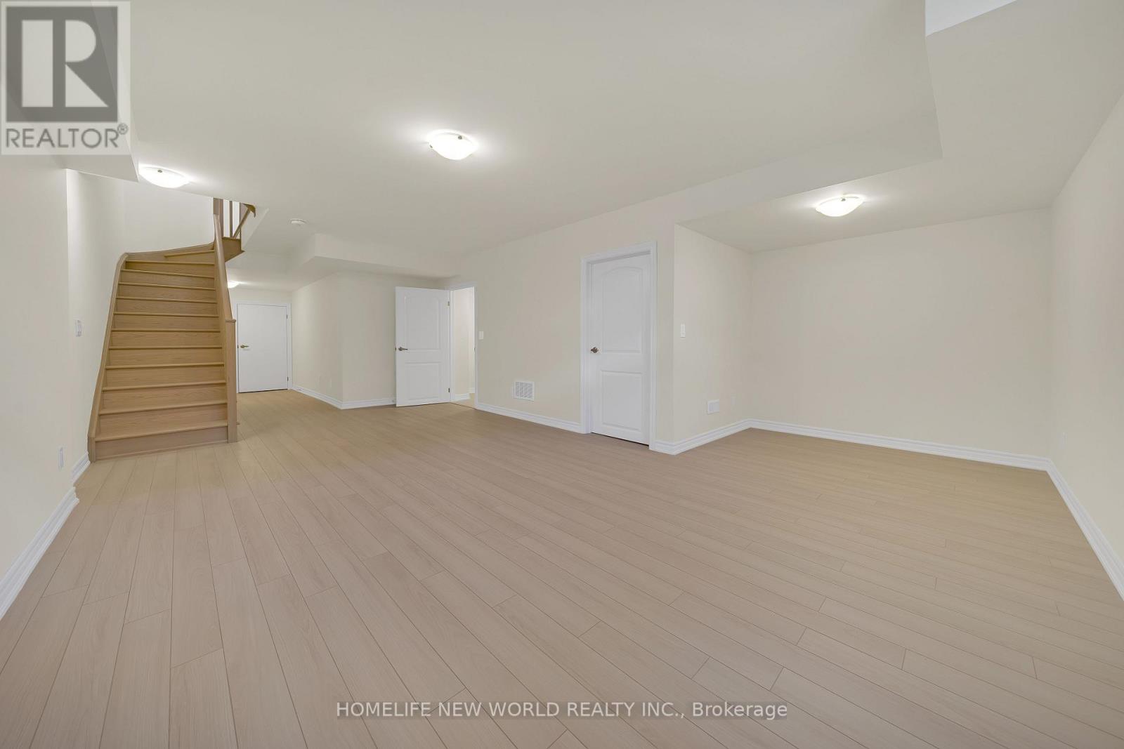 7 Harvey Bunker Crescent, Markham, Ontario  L6C 3M7 - Photo 22 - N12565198