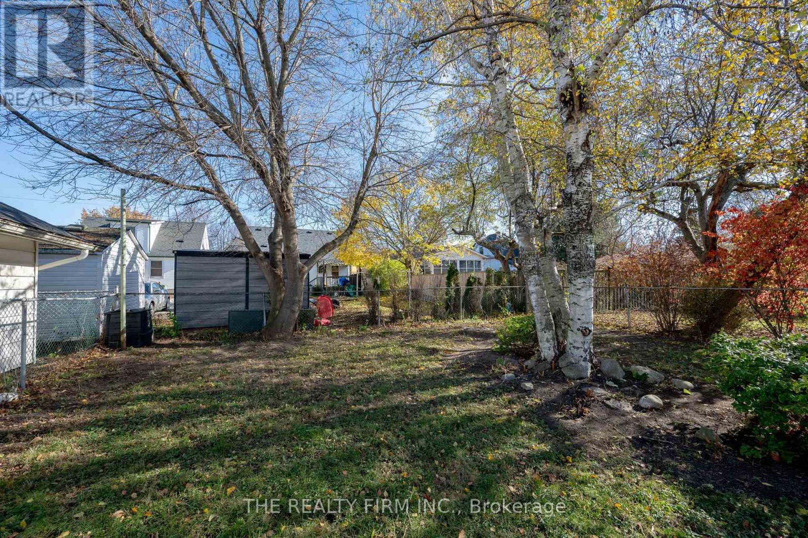 165 Sunset Drive, St. Thomas, Ontario  N5R 3C1 - Photo 31 - X12566680