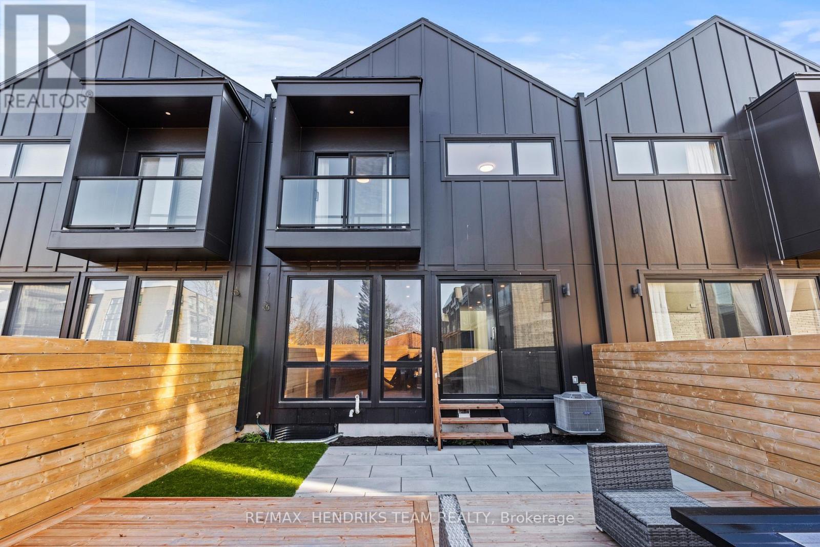 102 Lametti Drive, Pelham, Ontario  L3B 5N5 - Photo 38 - X12564240