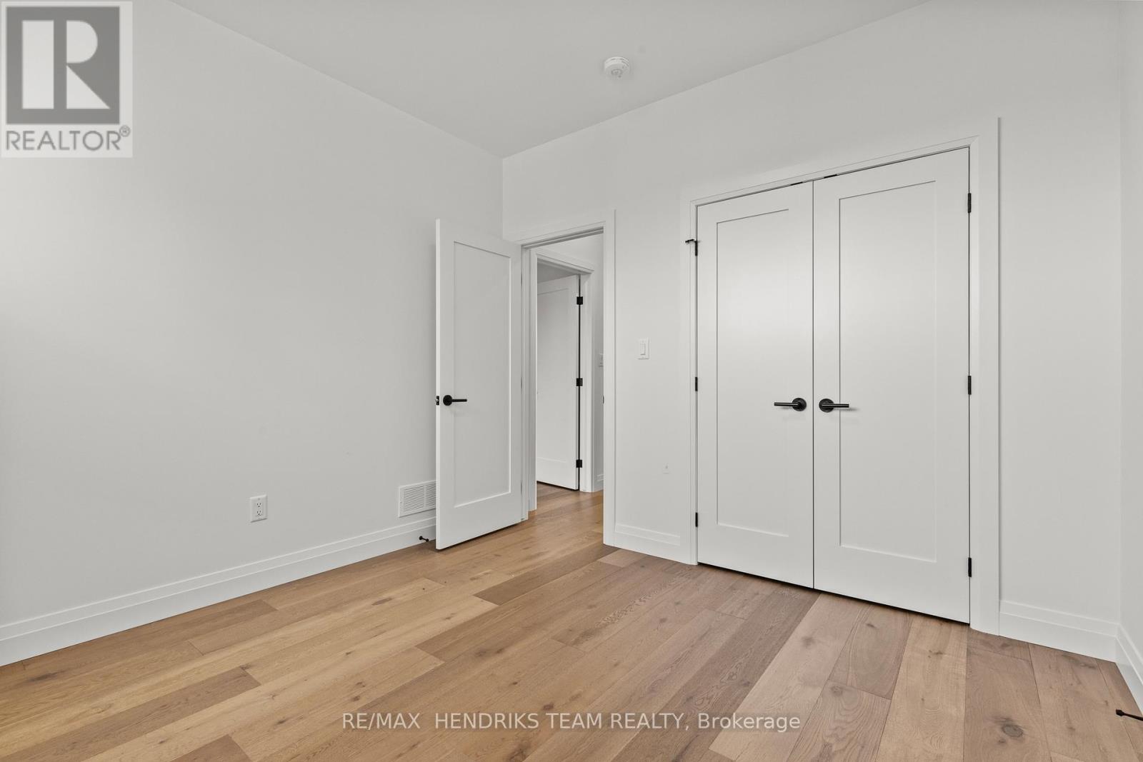 102 Lametti Drive, Pelham, Ontario  L3B 5N5 - Photo 35 - X12564240