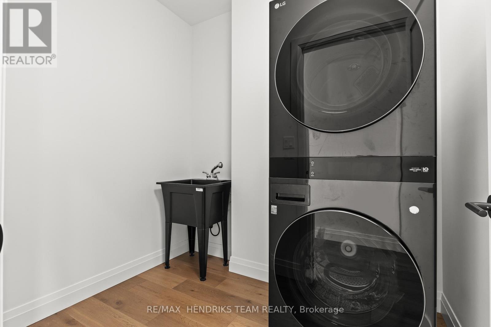 102 Lametti Drive, Pelham, Ontario  L3B 5N5 - Photo 32 - X12564240