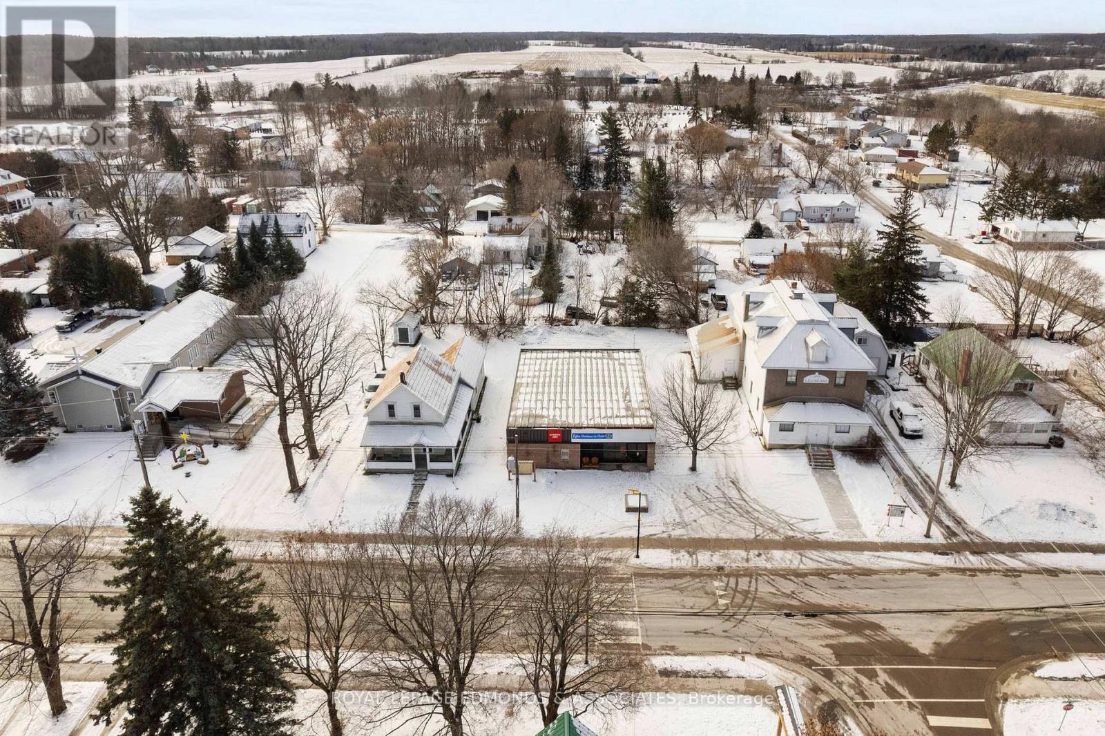 1765 Beachburg Road, Whitewater Region, Ontario  K0J 1C0 - Photo 3 - X12566718