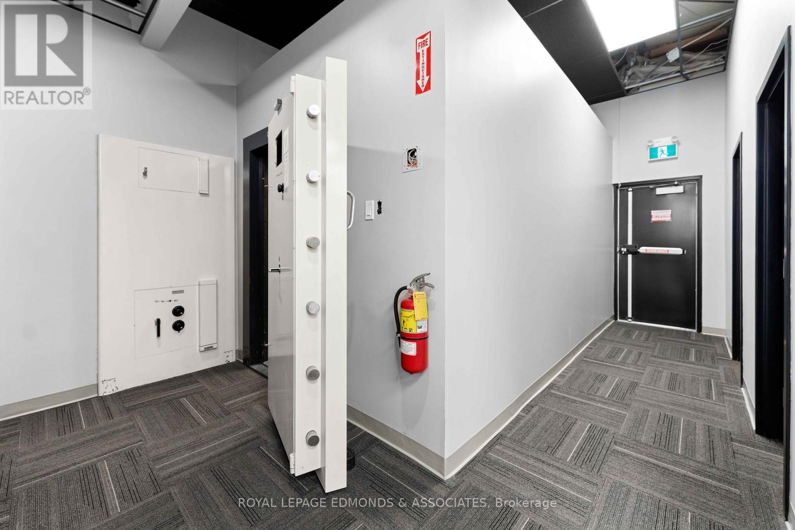 1765 Beachburg Road, Whitewater Region, Ontario K0J 1C0 - Photo 17 - X12566720