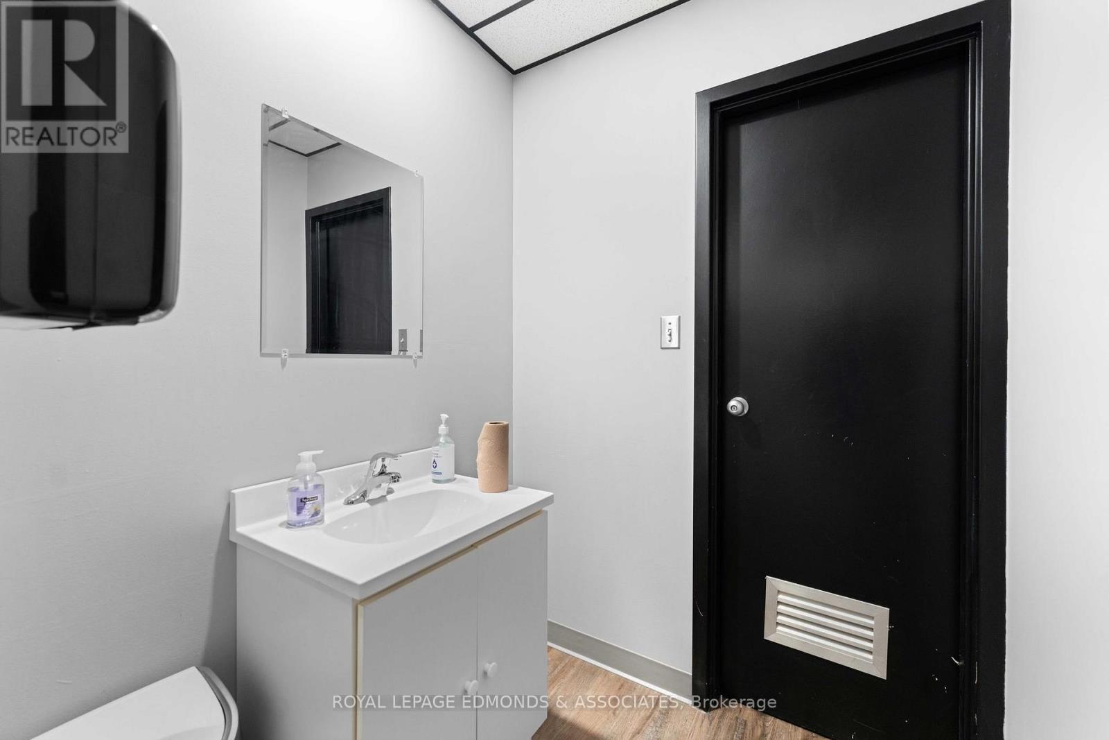 1765 Beachburg Road, Whitewater Region, Ontario K0J 1C0 - Photo 19 - X12566720