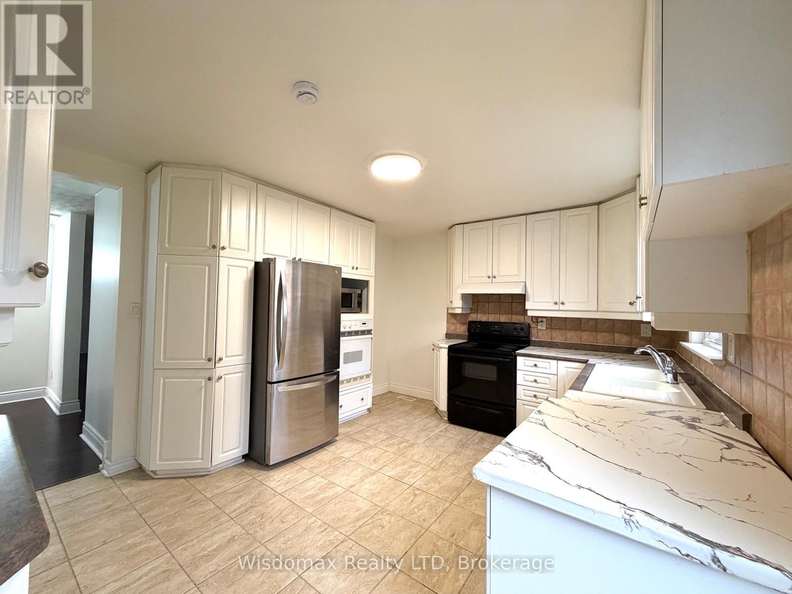 6481 Erwin Crescent, Niagara Falls, Ontario  L2G 4Z9 - Photo 3 - X12548982