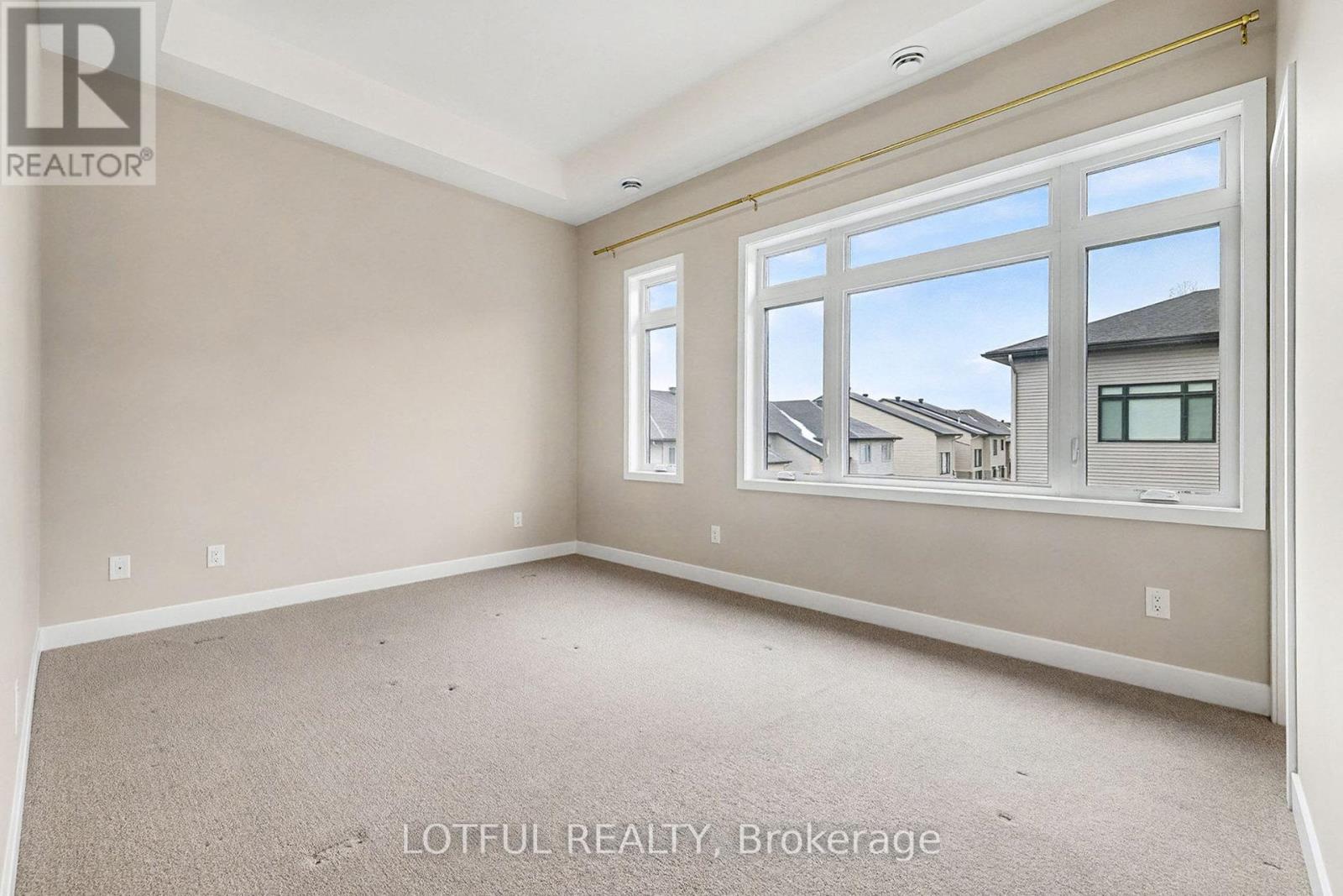 842 Ralph Hennesy Avenue, Ottawa, Ontario  K1X 0E4 - Photo 17 - X12566656