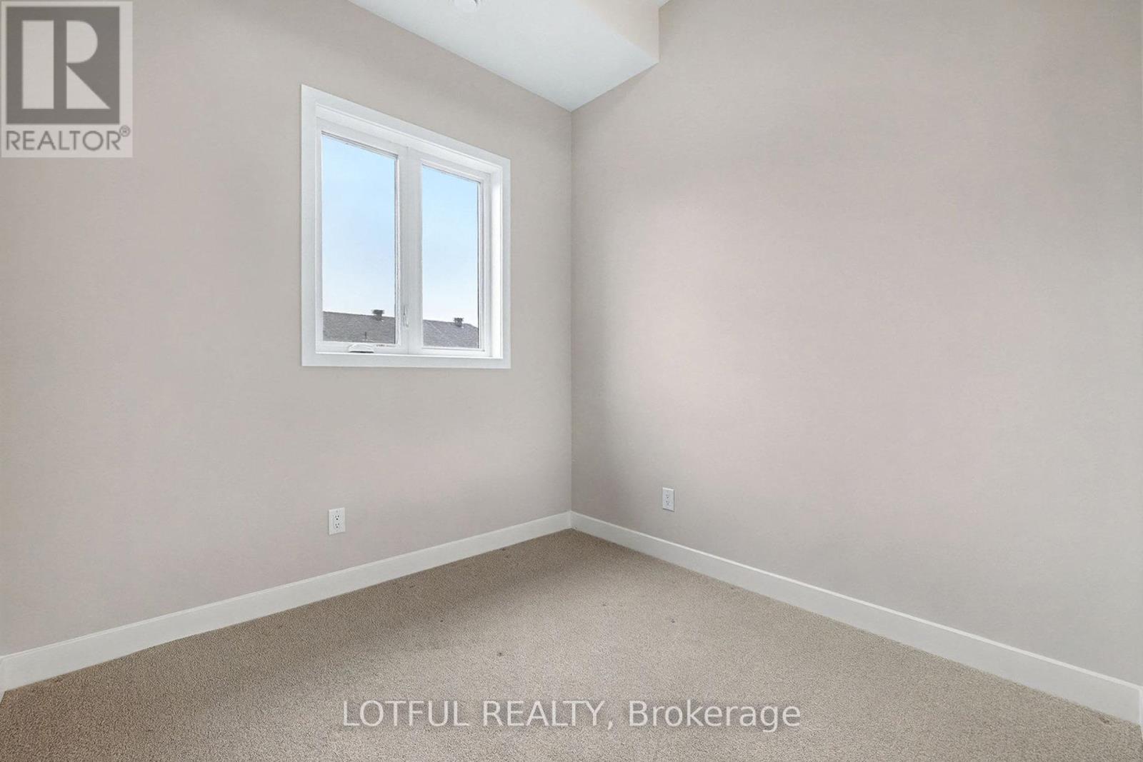 842 Ralph Hennesy Avenue, Ottawa, Ontario  K1X 0E4 - Photo 20 - X12566656