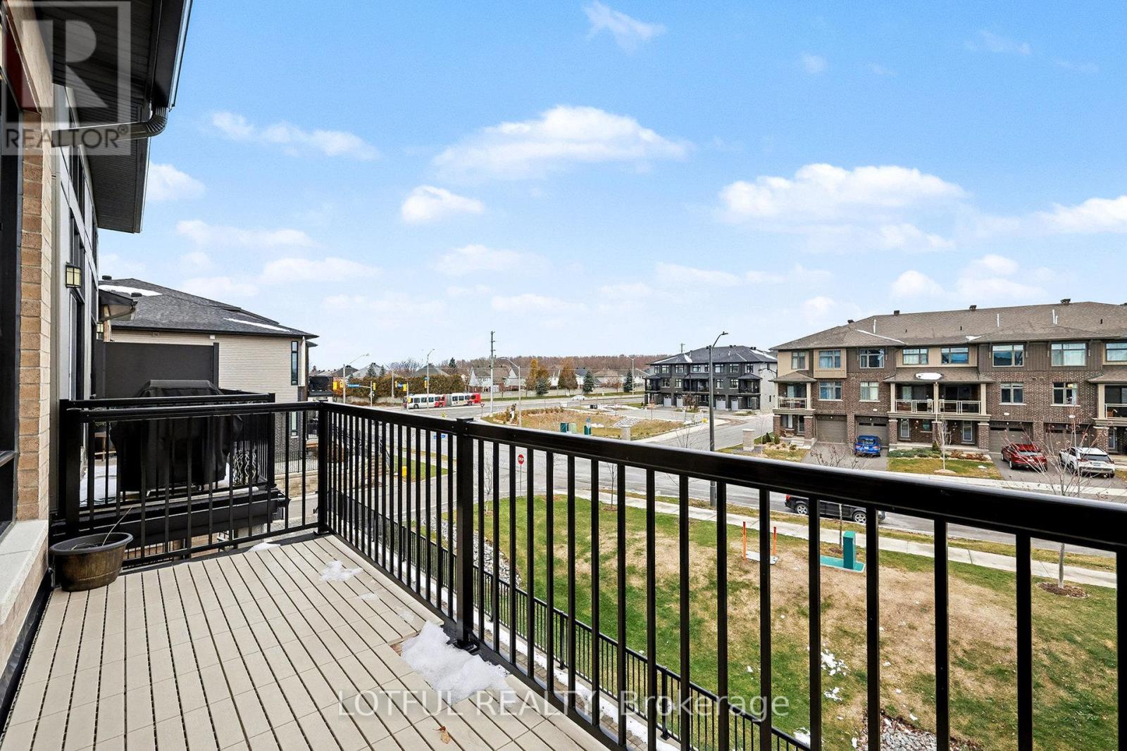 842 Ralph Hennesy Avenue, Ottawa, Ontario  K1X 0E4 - Photo 22 - X12566656