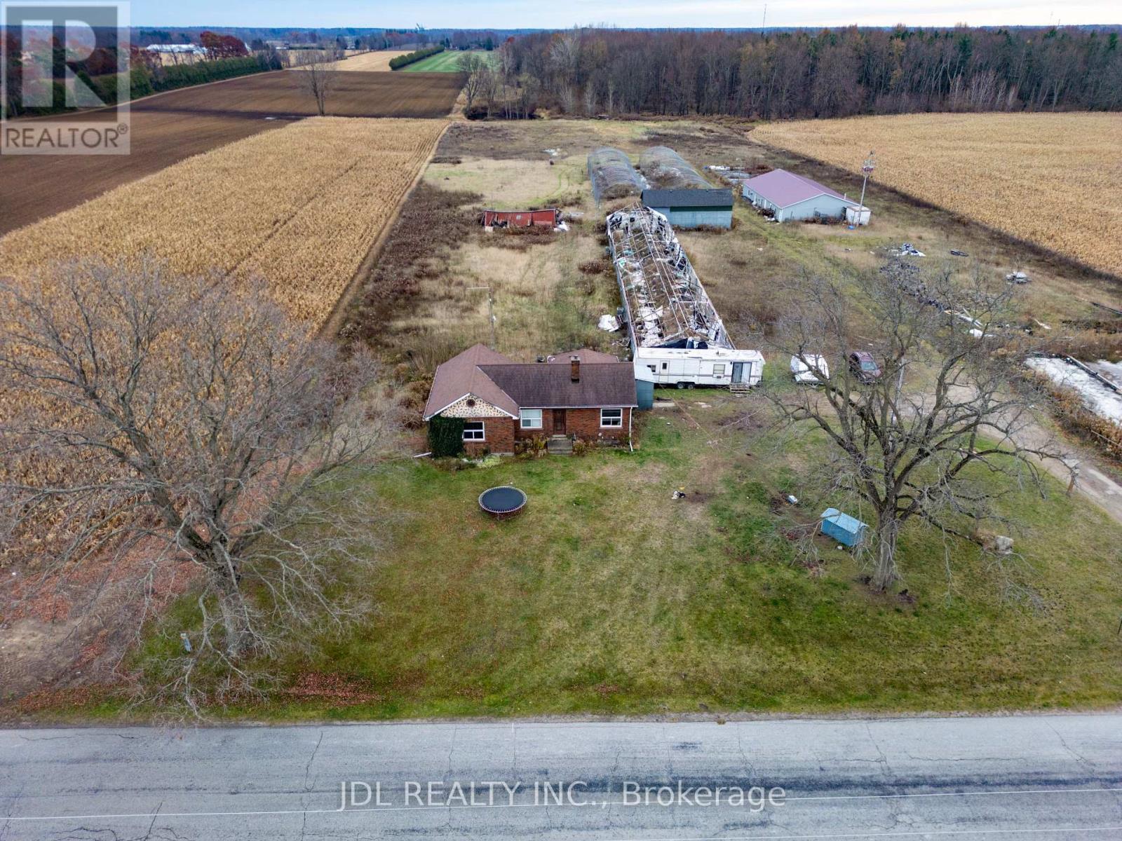 344 #11 Windham Road, Norfolk, Ontario  N4B 2W5 - Photo 6 - X12566454