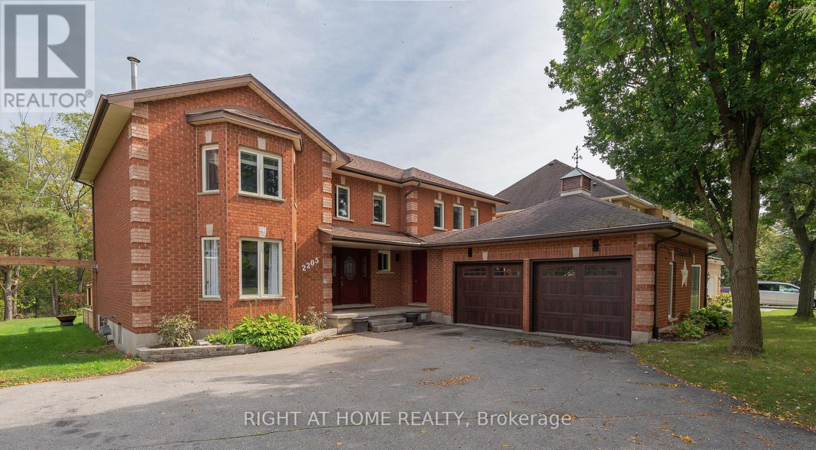 2205 CORONATION BOULEVARD, Cambridge, Ontario