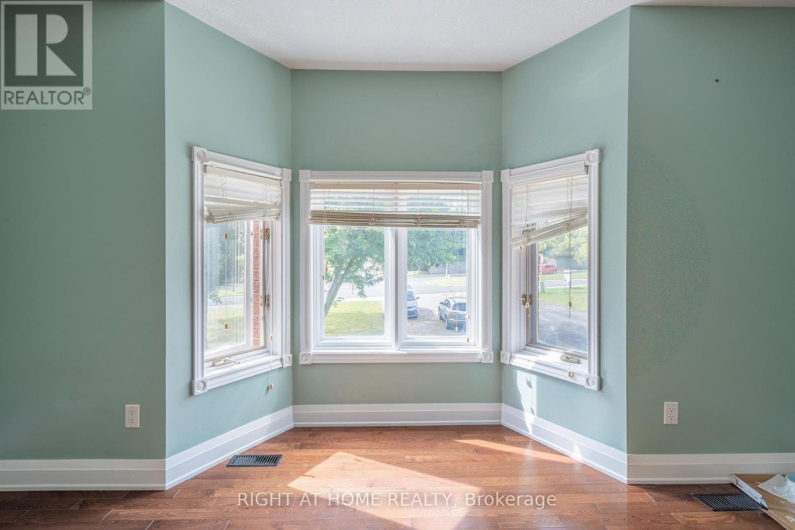 2205 Coronation Boulevard, Cambridge, Ontario  N3H 3S1 - Photo 13 - X12566526