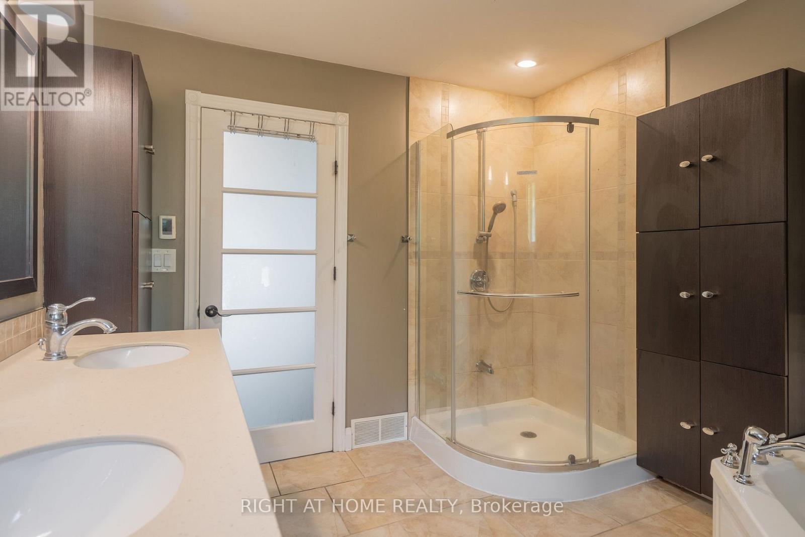 2205 Coronation Boulevard, Cambridge, Ontario  N3H 3S1 - Photo 19 - X12566526