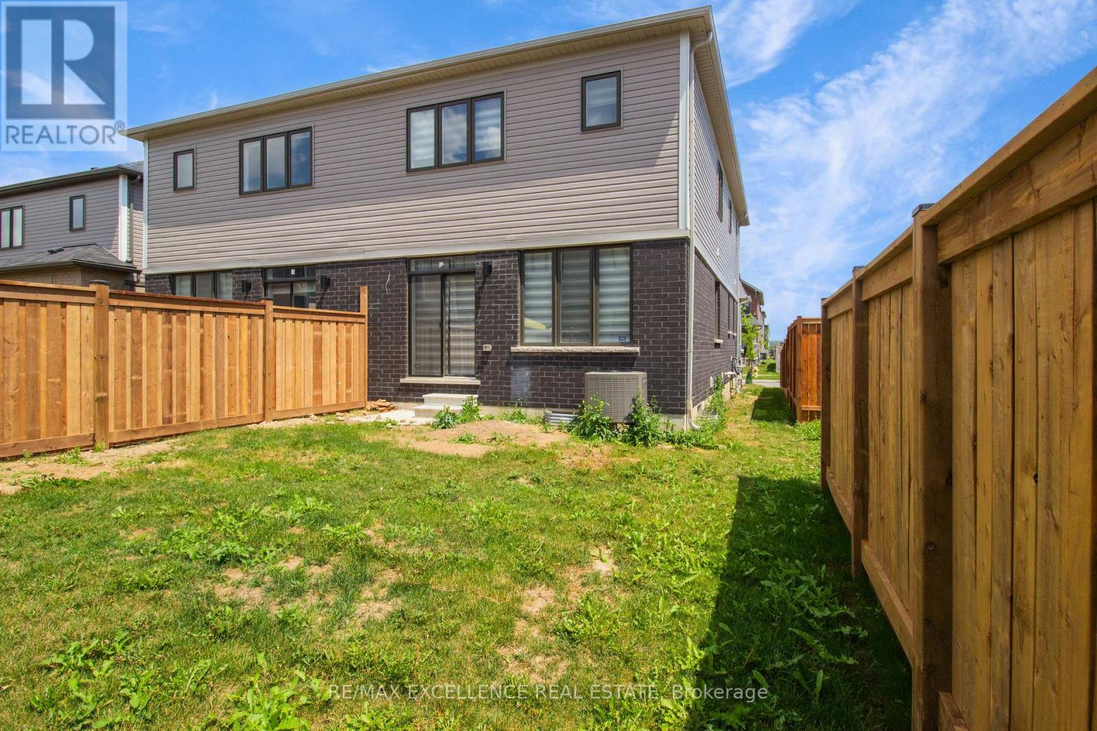 49 Malcolm Crescent, Haldimand, Ontario  N3W 0E9 - Photo 29 - X12566552