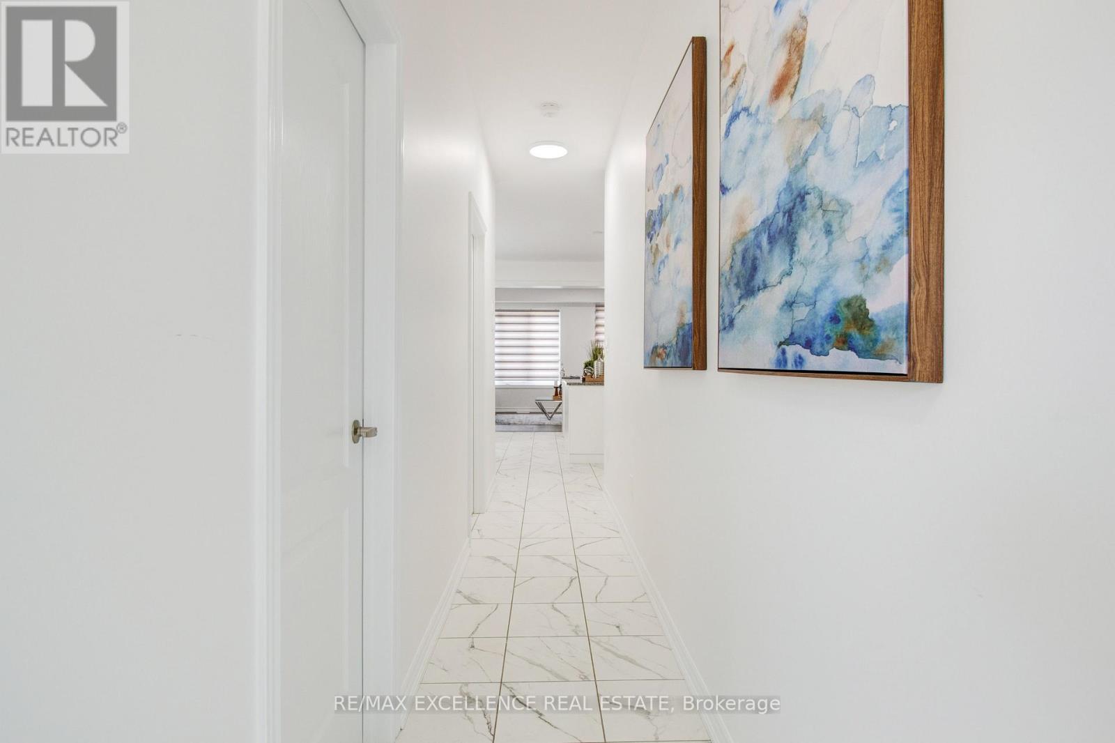 49 Malcolm Crescent, Haldimand, Ontario  N3W 0E9 - Photo 5 - X12566552