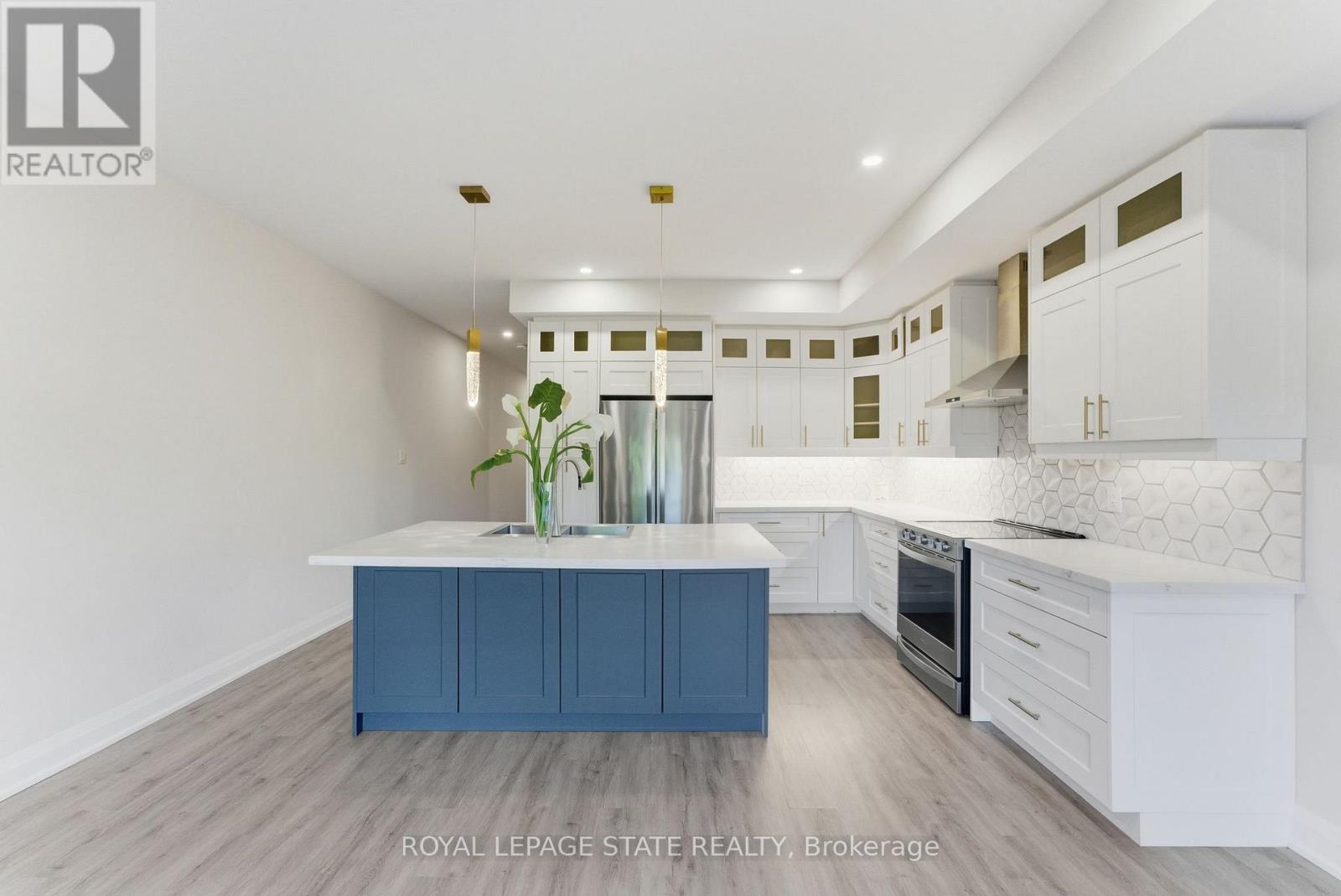 74 Melbourne Street, Hamilton, Ontario  L8P 2A6 - Photo 12 - X12566610