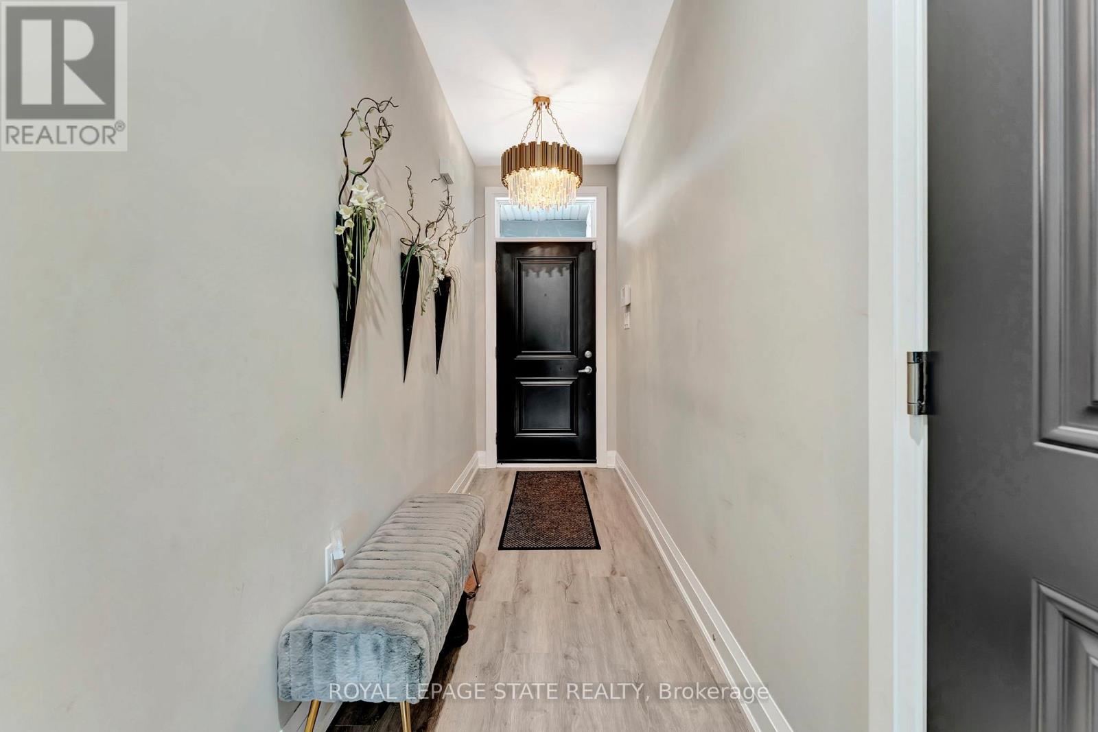 74 Melbourne Street, Hamilton, Ontario  L8P 2A6 - Photo 7 - X12566610