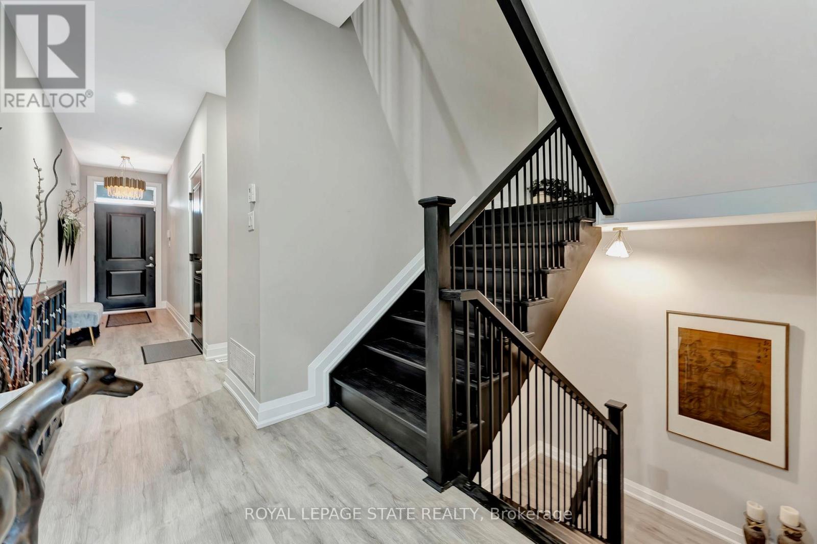 74 Melbourne Street, Hamilton, Ontario  L8P 2A6 - Photo 8 - X12566610