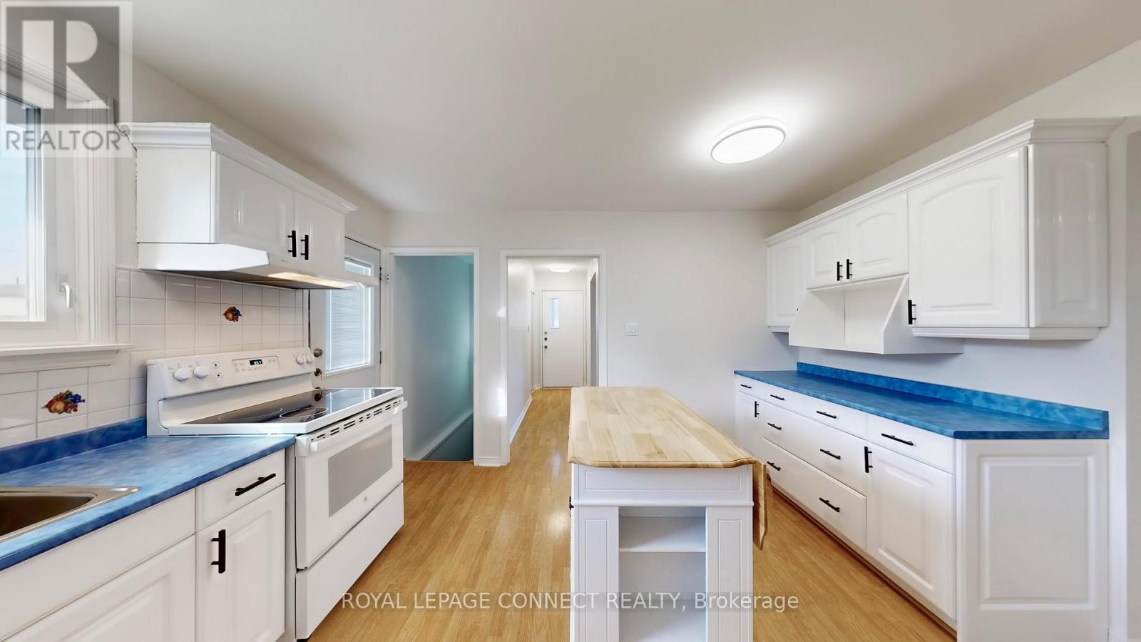 3 Rosewell Street, Hamilton, Ontario  L8W 1V5 - Photo 12 - X12566614