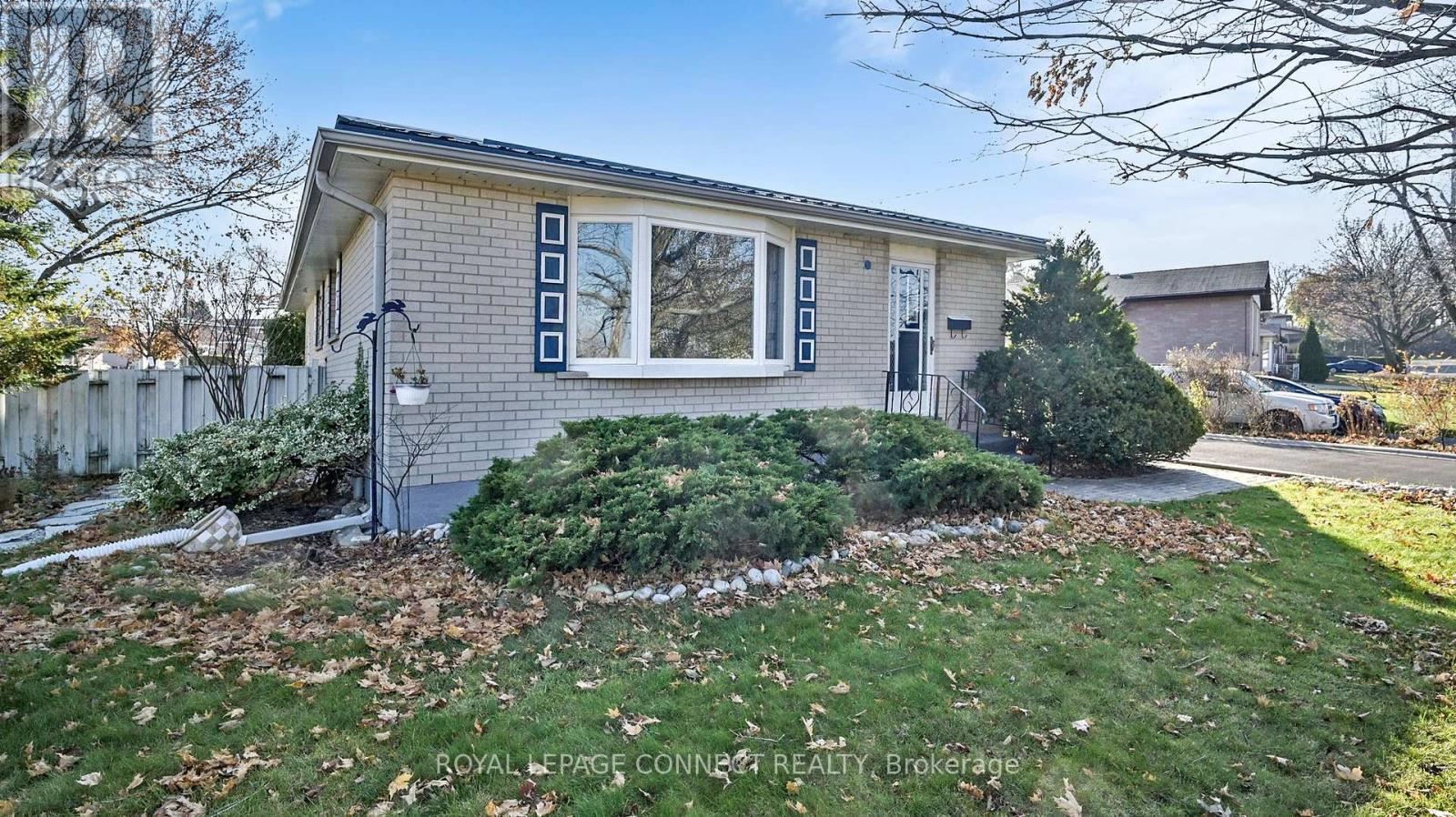 3 Rosewell Street, Hamilton, Ontario  L8W 1V5 - Photo 42 - X12566614