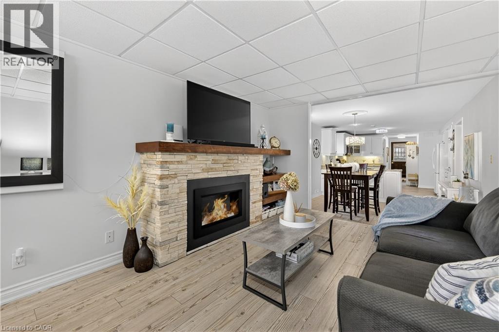 9 Tunbridge Crescent, Grimsby, Ontario  L3M 2V8 - Photo 7 - 40789305