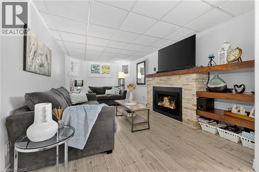 9 Tunbridge Crescent, Grimsby, Ontario  L3M 2V8 - Photo 32 - 40789305