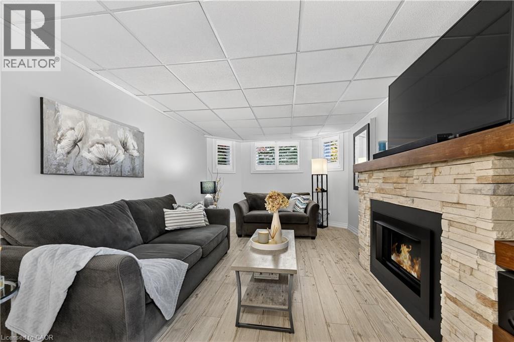 9 Tunbridge Crescent, Grimsby, Ontario  L3M 2V8 - Photo 33 - 40789305