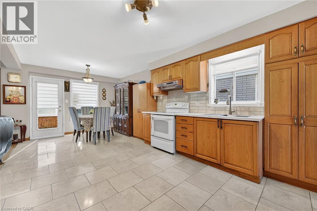 36 Cluny Avenue, Hamilton, Ontario  L8L 3H8 - Photo 6 - 40789715